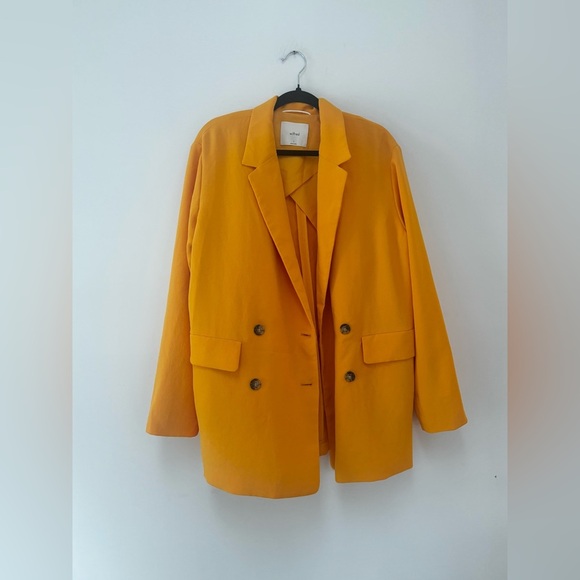Wilfred Yellow Blazer - Picture 3 of 6